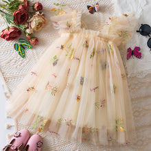 Carregar imagem no visualizador da galeria, Vestido de tul con bordados de flores y alas de mariposa