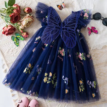 Carregar imagem no visualizador da galeria, Vestido de tul con bordados de flores y alas de mariposa