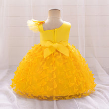 Cargar imagen en el visor de la galería, Vestido con moño en el hombro y falda de tul con mariposas