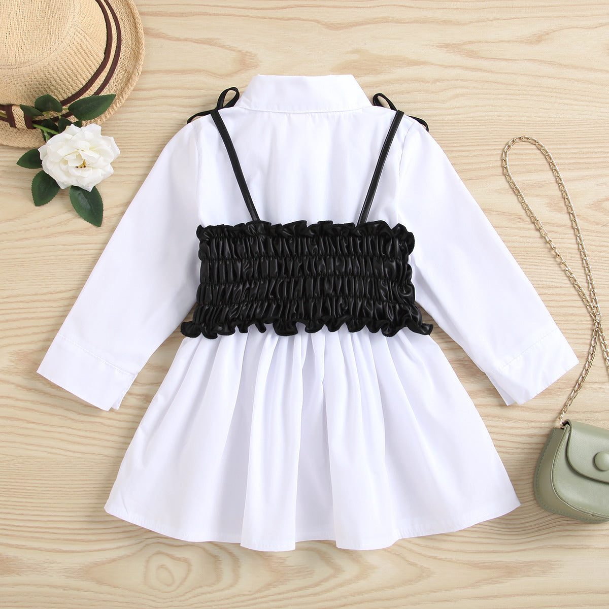 Camisa blanca sales con top negro