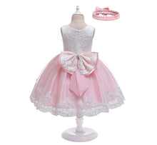 Cargar imagen en el visor de la galería, Vestido con encajes, moño y vincha