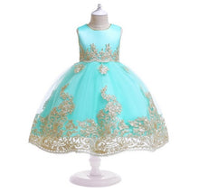 Cargar imagen en el visor de la galería, Vestido liso con detalles de encaje dorado