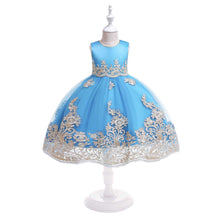 Cargar imagen en el visor de la galería, Vestido liso con detalles de encaje dorado