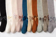 Cargar imagen en el visor de la galería, Pantimedias con moños