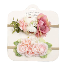 Cargar imagen en el visor de la galería, Pack de 2 vinchas con flores 3D