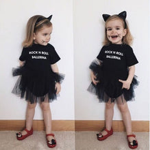 Carregar imagem no visualizador da galeria, Vestido body con letras y tutu negro
