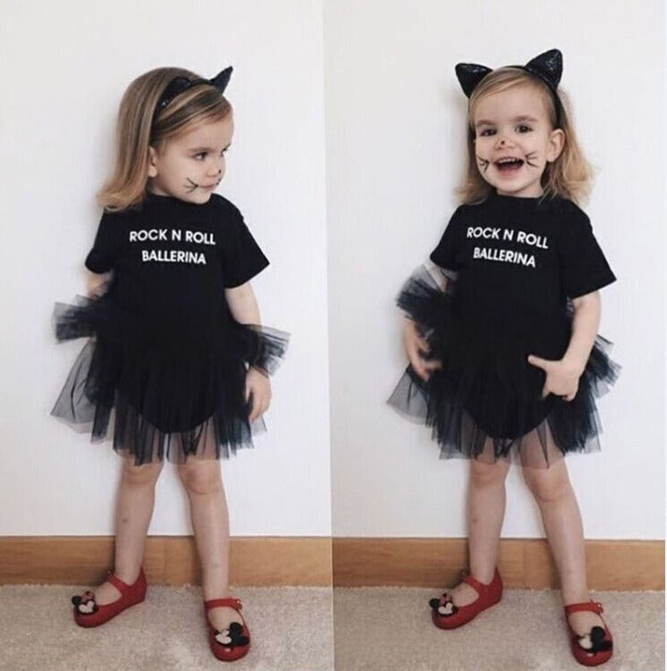 Vestido body con letras y tutu negro