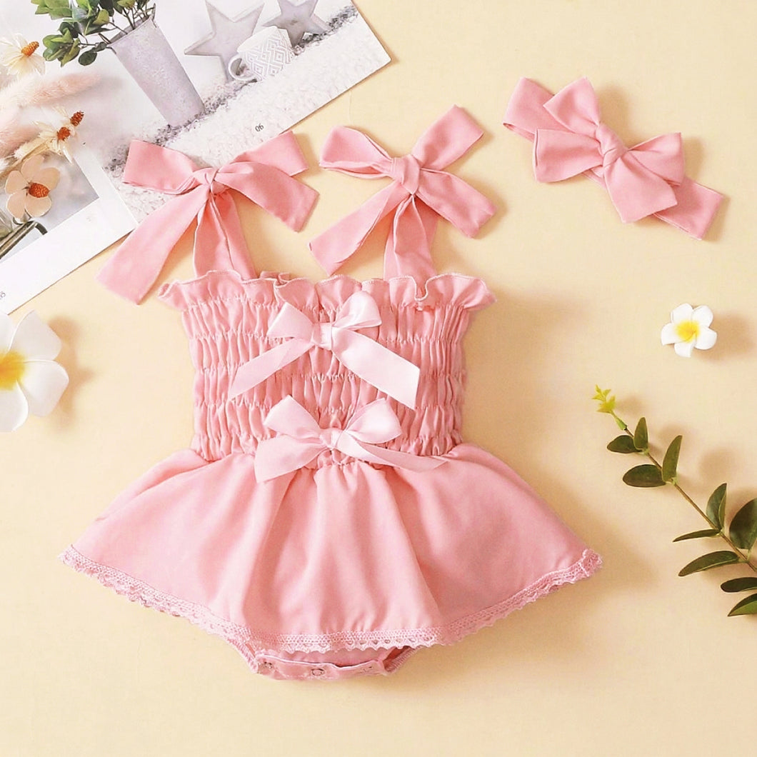 Body atado al hombro, fruncido con moño y vincha