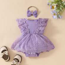 Cargar imagen en el visor de la galería, Body vestido con volado de encajes y vincha
