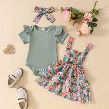 Carregar imagem no visualizador da galeria, Body con volado y vestido tipo jardinera floreado con vincha
