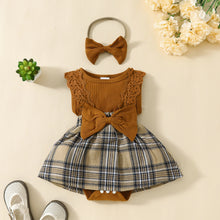Carregar imagem no visualizador da galeria, Body vestido acanalado con falda cuadrille y vincha
