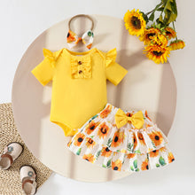 Carregar imagem no visualizador da galeria, Body amarillo con botones, pollera de girasoles y vincha
