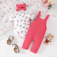 Carregar imagem no visualizador da galeria, Body blanco con estampas y jardinera coral de oso con vincha
