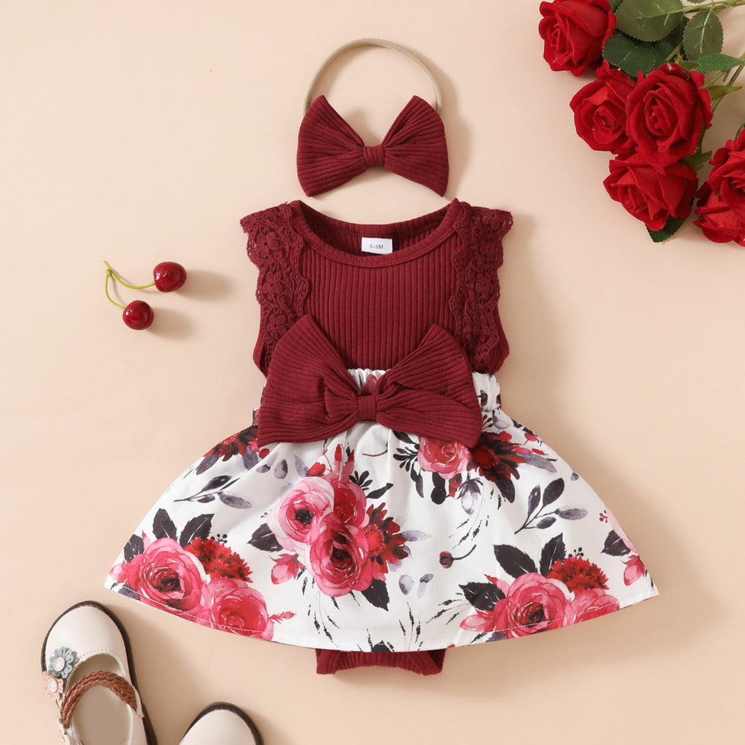 Body vestido bordo con estampas de flores y vincha