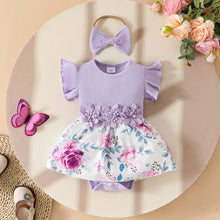 Carregar imagem no visualizador da galeria, Body vestido lila con estampas de flores, volados y vincha

