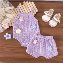 Cargar imagen en el visor de la galería, Body tipo broderie con detalles de flores y short
