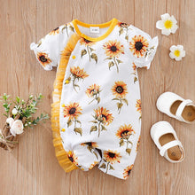 Cargar imagen en el visor de la galería, Body enterizo blanco con estampas de girasoles y tul

