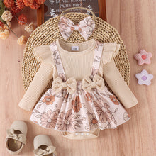Carregar imagem no visualizador da galeria, Body beige con volados, falda floreado con falso tirante y vincha
