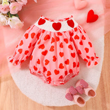 Carregar imagem no visualizador da galeria, Body rosa, cuello engomado con estampas de corazones
