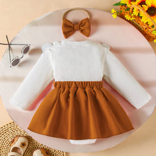 Cargar imagen en el visor de la galería, Body blanco con flores y vincha
