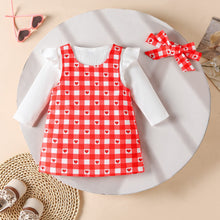 Cargar imagen en el visor de la galería, Body blanco con volados y vestido con cuadros rojo de corazones con vincha
