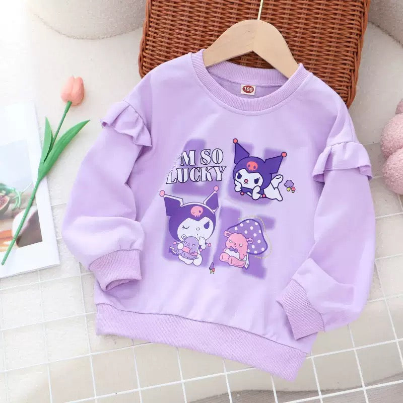 Abrigo lila con estampas de Kuromi (Sanrio)