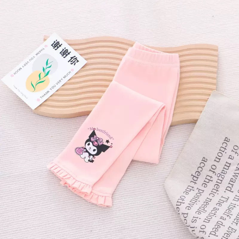 Pantalón leggins calcita con diseños (Sanrio)