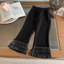 Carregar imagem no visualizador da galeria, Pantalón pata ancha con volado de tul
