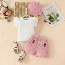 Carregar imagem no visualizador da galeria, Blusa con volados, short de hilo y boina
