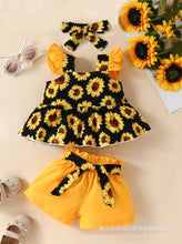 Carregar imagem no visualizador da galeria, Blusa con estampas de girasoles, short mostaza con cinto y vincha
