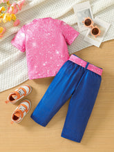 Carregar imagem no visualizador da galeria, Blusa pink con estampas y leggins tipo jeans con cinto
