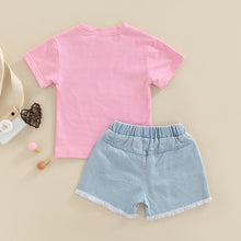 Carregar imagem no visualizador da galeria, Remera rosa con letras y short jeans rasgado
