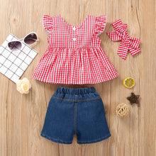Carregar imagem no visualizador da galeria, Blusa cuadrille rojo y short jeans rasgado con vincha
