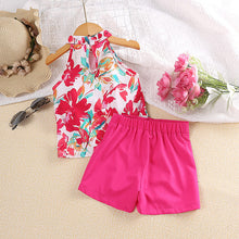 Cargar imagen en el visor de la galería, Blusa cuello alto estampado y short pink con botones
