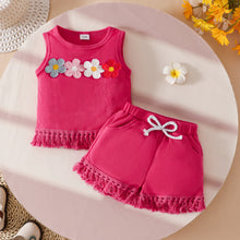 Carregar imagem no visualizador da galeria, Blusa con flores y short con flecos
