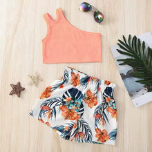 Cargar imagen en el visor de la galería, Crop top con un solo hombro y short floreado
