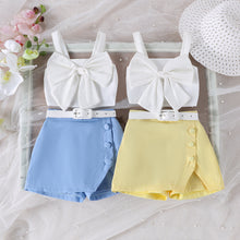 Carregar imagem no visualizador da galeria, Crop blanco con moño y short pollera con cinto
