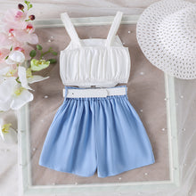 Carregar imagem no visualizador da galeria, Crop blanco con moño y short pollera con cinto
