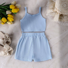 Cargar imagen en el visor de la galería, Crop liso con detalles de flor y short pollera
