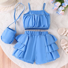 Cargar imagen en el visor de la galería, Crop engomado y moño, short celeste con volados y cartera
