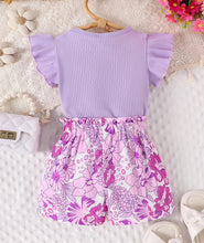 Cargar imagen en el visor de la galería, Blusa lila con volados y short estampado de flores
