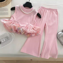 Cargar imagen en el visor de la galería, Blusa rosa con perlas, detalles de pompones y pantalón pata ancha
