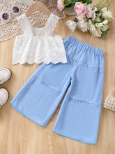 Cargar imagen en el visor de la galería, Crop blanco de broderie y pantalón tipo palazo
