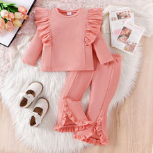 Carregar imagem no visualizador da galeria, Blusa salmón y pantalón con volados
