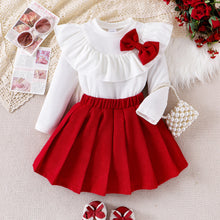 Carregar imagem no visualizador da galeria, Blusa blanca con volados y pollera tableada roja

