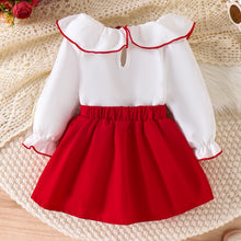 Cargar imagen en el visor de la galería, Blusa blanca con moño y pollera tableado rojo
