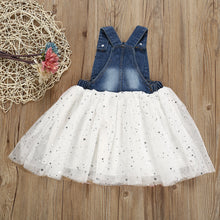 Carregar imagem no visualizador da galeria, Vestido de jeans y falda de tul blanco con estrellas
