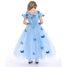 Cargar imagen en el visor de la galería, Vestido celeste estilo Cenicienta con detalles de mariposas
