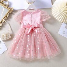 Carregar imagem no visualizador da galeria, Vestido rosa con mangas abullonadas y falda de tul con motas
