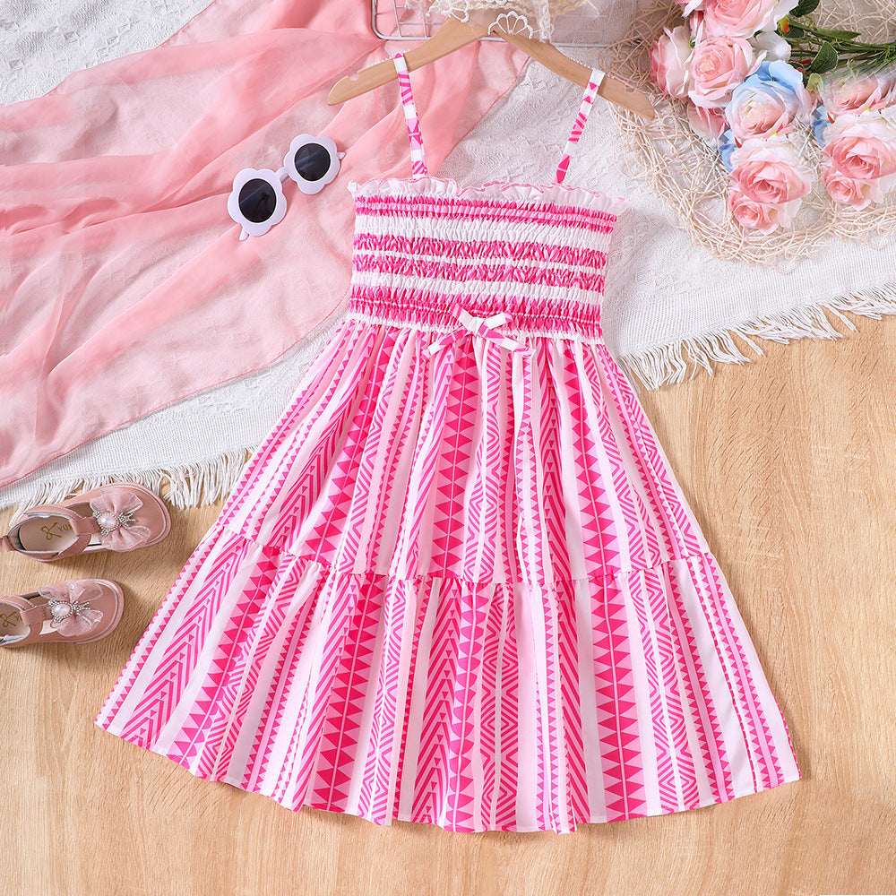 Vestido engomado rosa con estampas de rayas